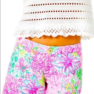 Lilly Pulitzer buttercup shorts size 16